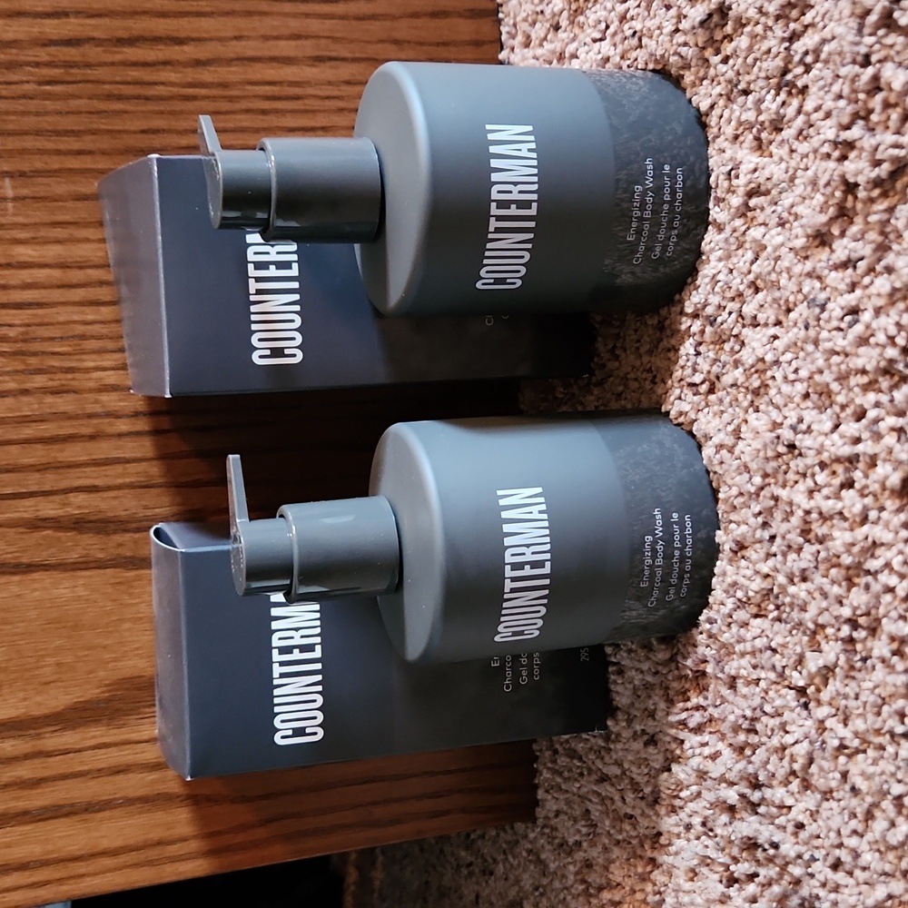 Beautycounter Counterman Charcoal body wash